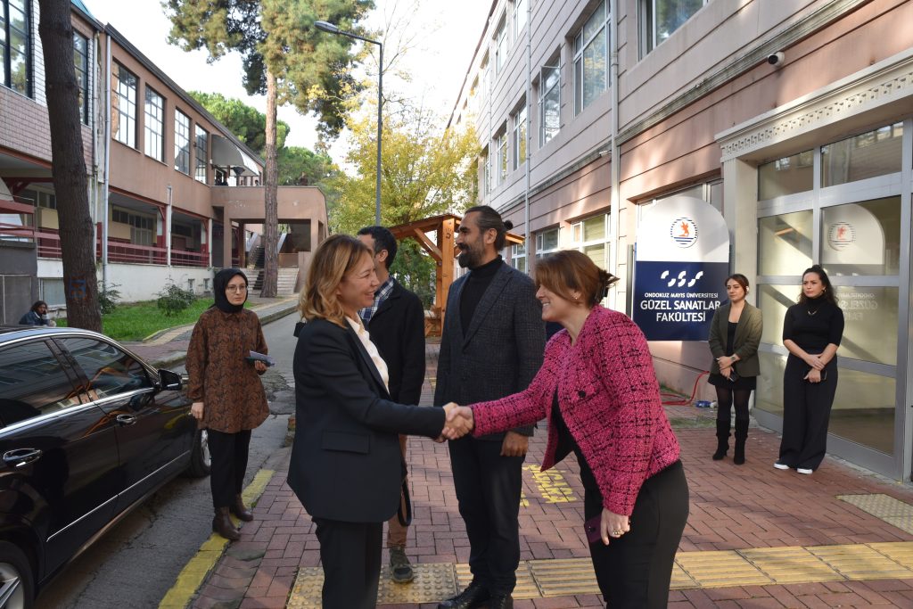 Rektör Aydın, Güzel Sanatlar Kampüsünde İncelemelerde Bulundu