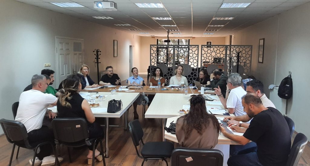 Yaşam Boyu Öğrenme Üniversitesi Proje Ekibi Bir Araya Geldi